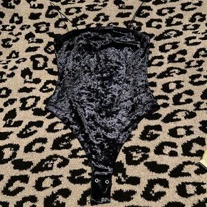 Garage velvet bodysuit